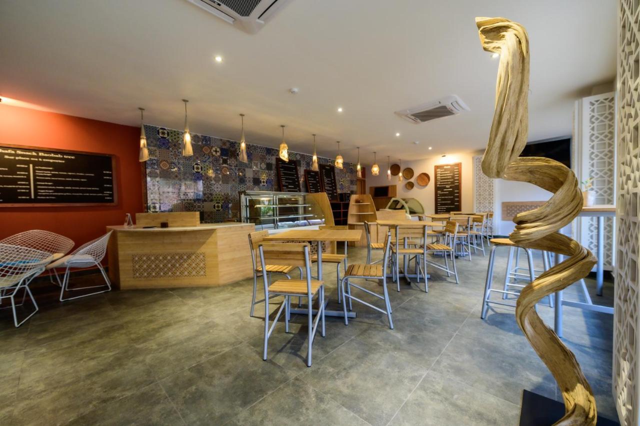 Baobab Tree Hotel & Spa Mahajanga Exterior photo