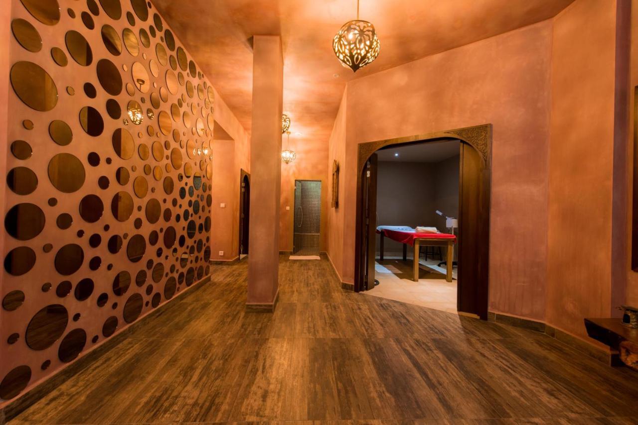 Baobab Tree Hotel & Spa Mahajanga Exterior photo