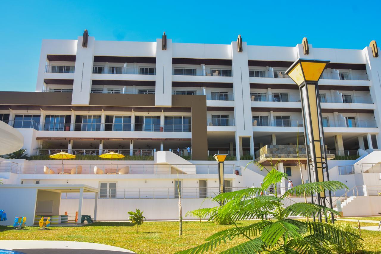 Baobab Tree Hotel & Spa Mahajanga Exterior photo